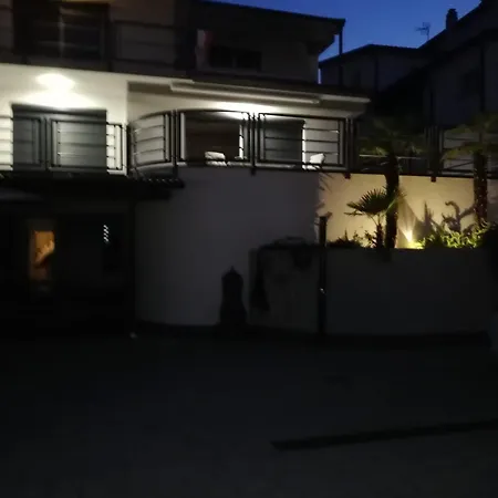 Apartman Vila *