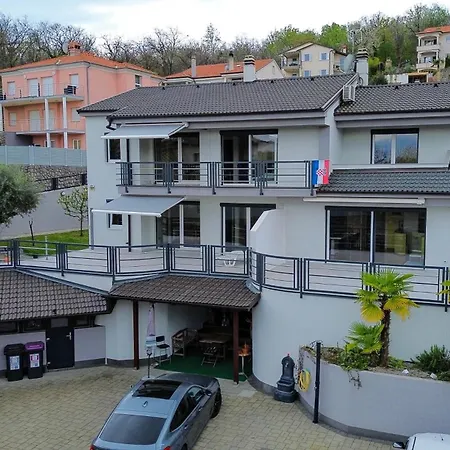 Apartman Vila *